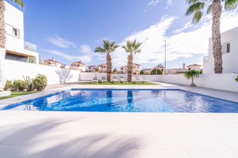 Villa a La Marina, Alicante, La Marina - € 595.000 | Ref: 6117 - foto 39